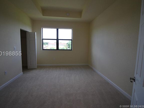 4th image of 5608 NW 58th Ln #1005