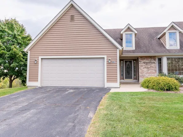 2051 Upper Ridge ROAD #8, Port Washington, WI 53074