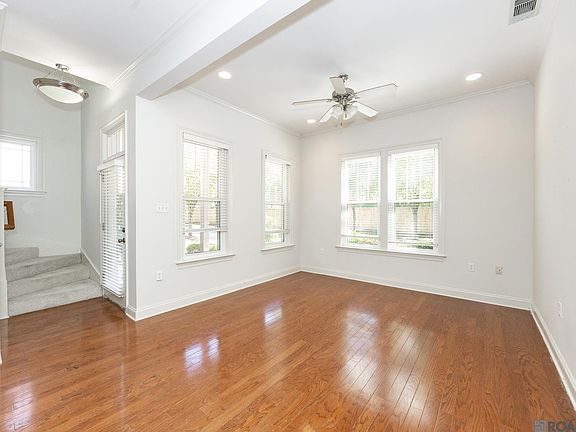 4th image of 1329 Bromley Park Dr