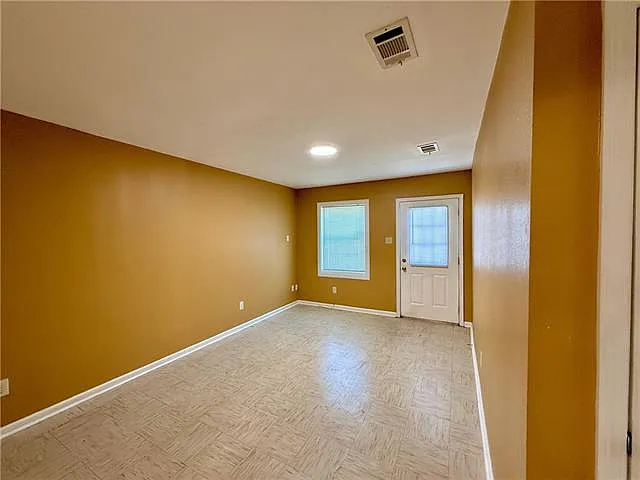 1386 Mandolin St — Photo 5