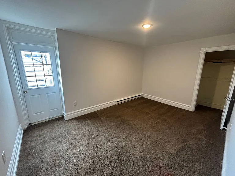 429 W Turner St — Photo 6