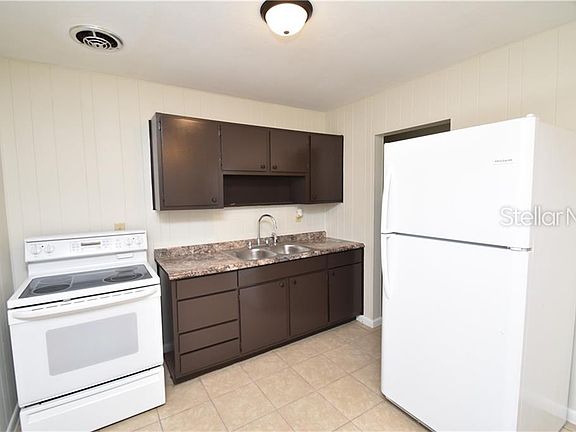 3rd image of 2124 Mango Ave