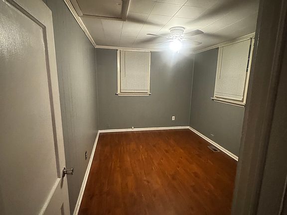 5th image of 3201 Killian Ave