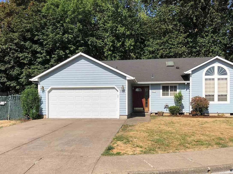 2nd image of 3965 Bambi Ave NE