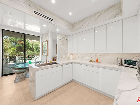 5th image of 300 N Swall Dr Unit 158