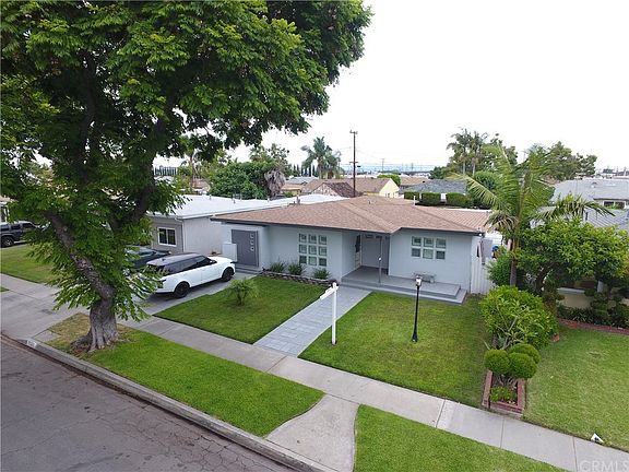2nd image of 12224 Eastbrook Ave