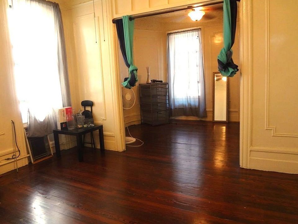 1st image of 1993 Amsterdam Ave APT 53