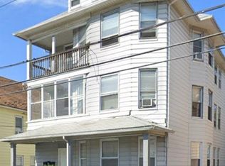 30 Carleton Ave #1, Bridgeport, CT 06604