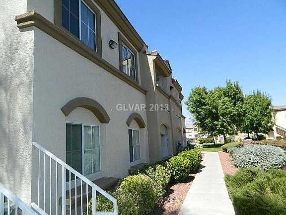 2nd image of 3400 Cabana Dr 2013 #2013