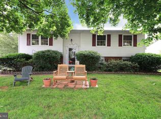 8611 Weems Rd, Manassas, VA 20110