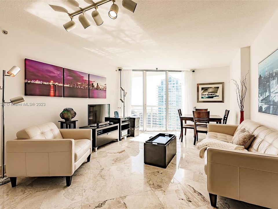 1st image of 325 Biscayne Blvd #3617