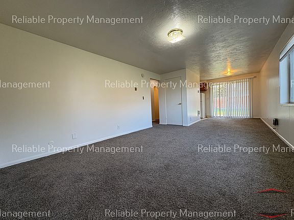 3rd image of 1050 Garfield St