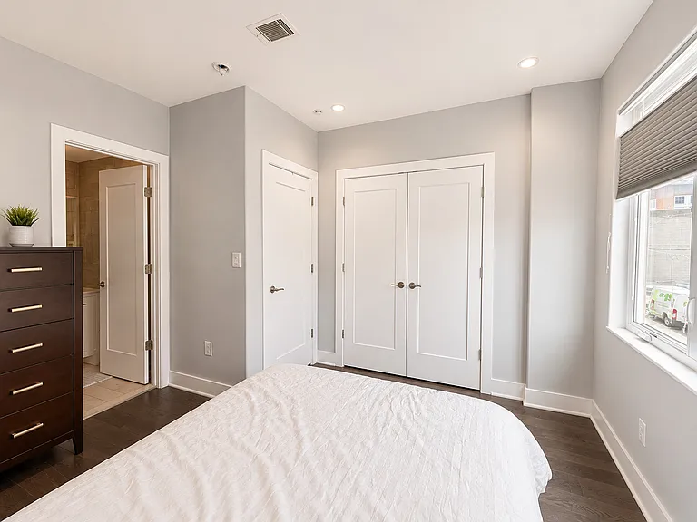 1127 Kimball St — Photo 5