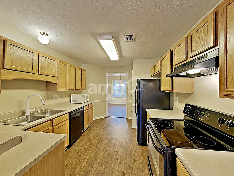 247 Oceanliner Dr — Photo 3
