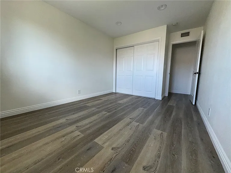 6911 Laurelhurst Dr — Photo 11