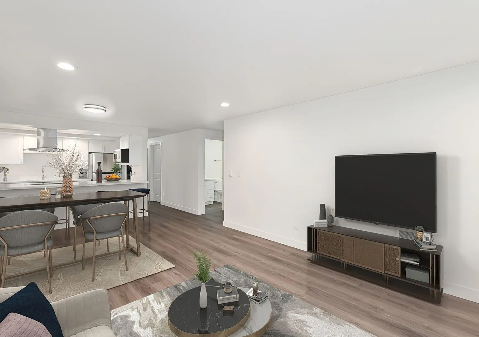 Maple Leaf Residences — Photo 4