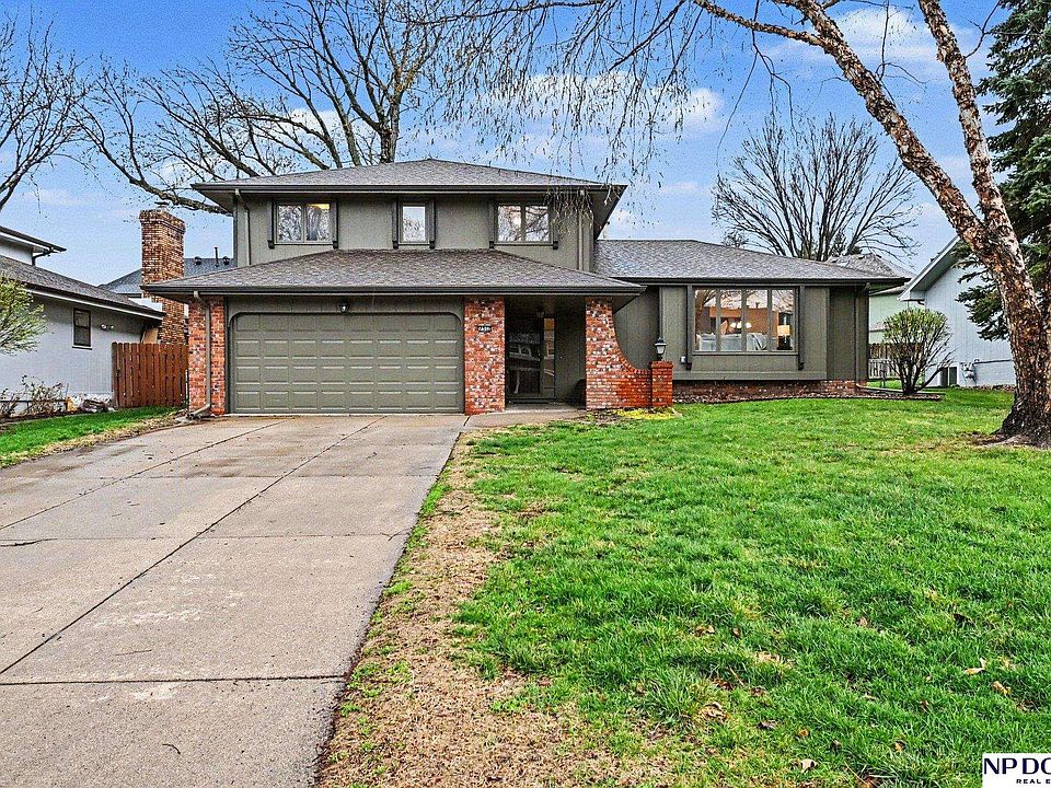 1st image of 2512 S 167th St