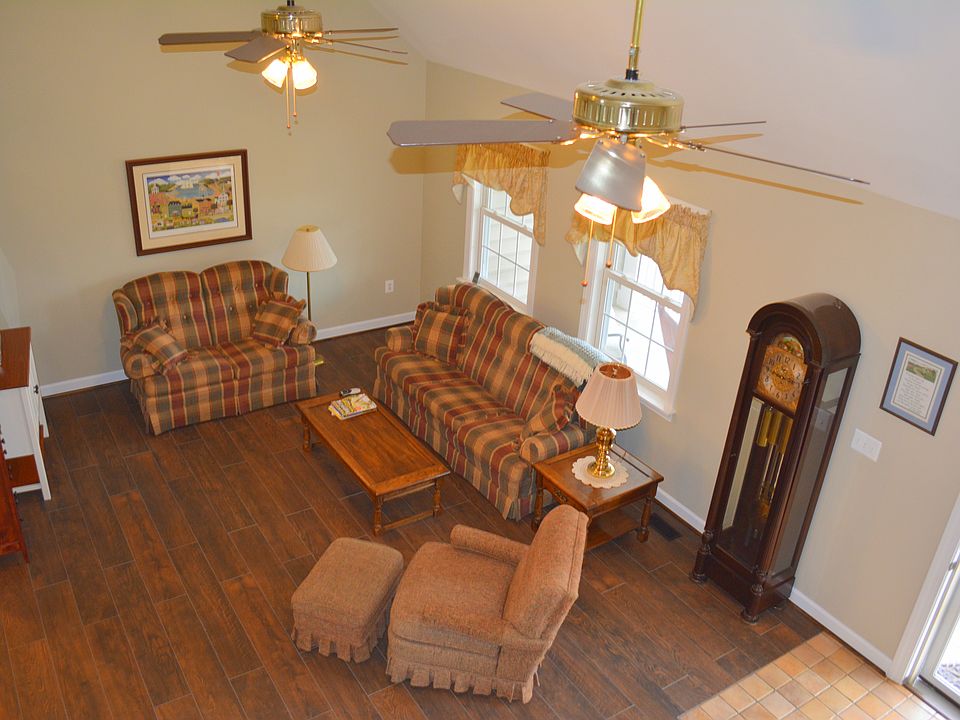 2nd image of 490 Poor House Rd