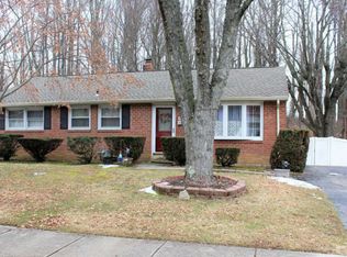 4908 Jackson Dr, Brookhaven, PA 19015