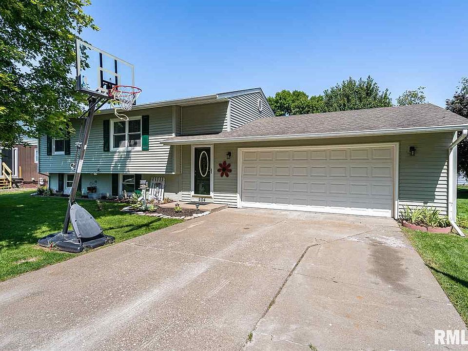 1st image of 204 Parkway Dr