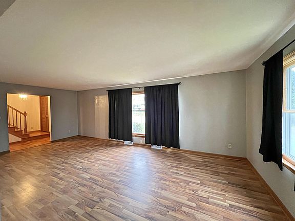 4th image of 2313 Elizabeth St