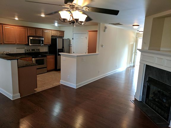 2nd image of 418 Old Grist Mill Blvd
