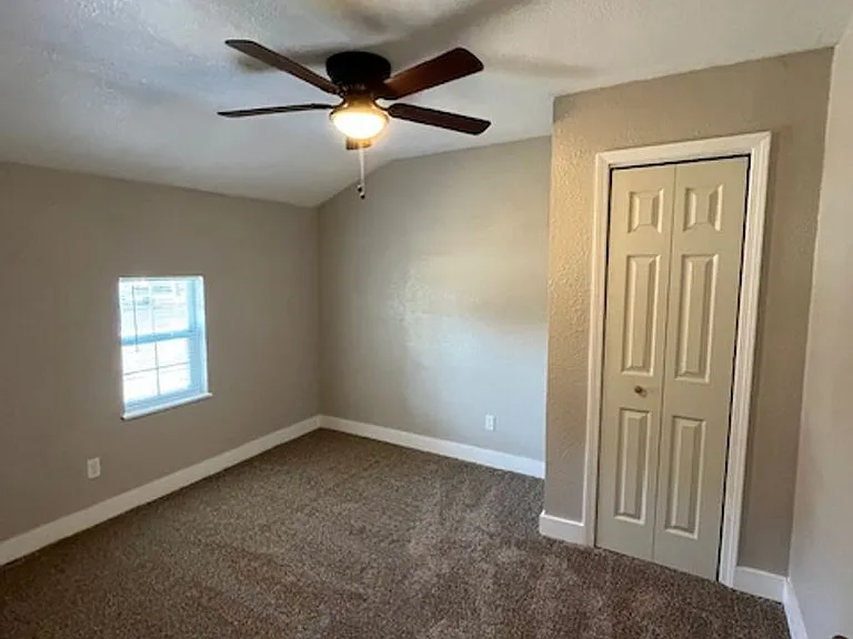 1457 Green St — Photo 6