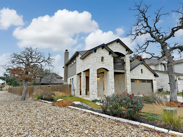 2445 Etta May Ln — Photo 1