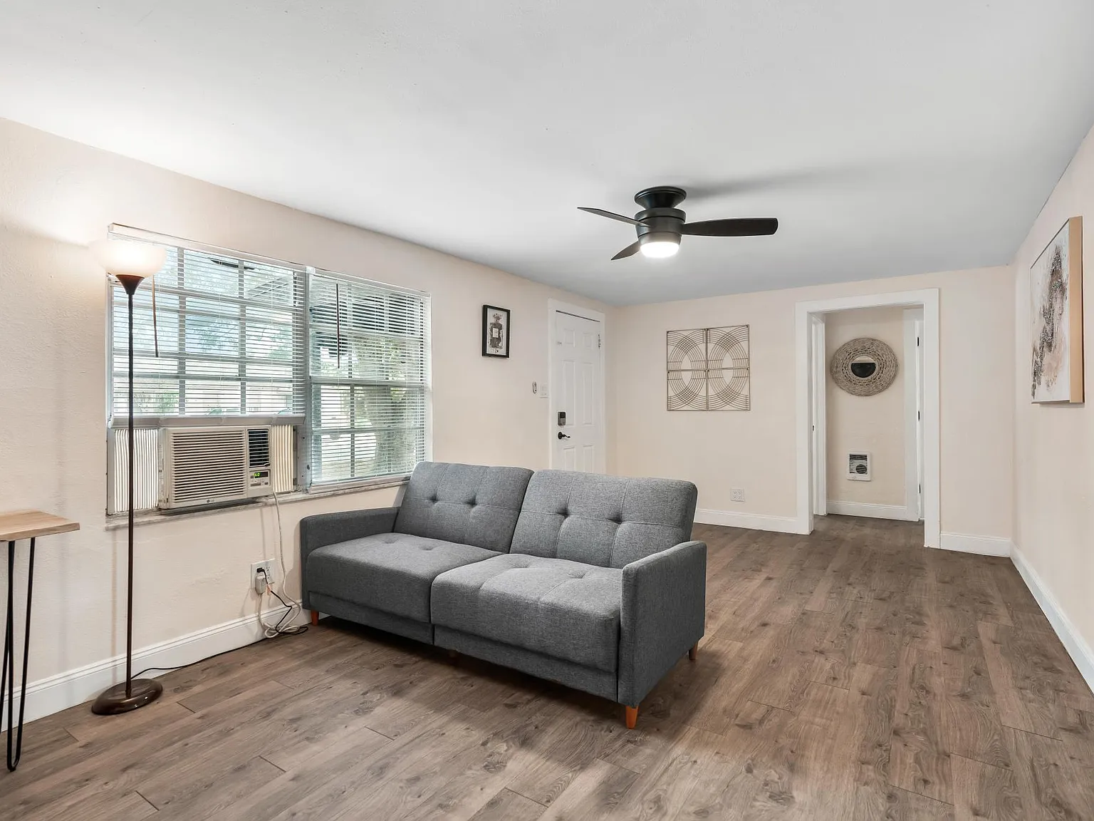 3 bed, 1013 sqft, $2,195 — Photo 4