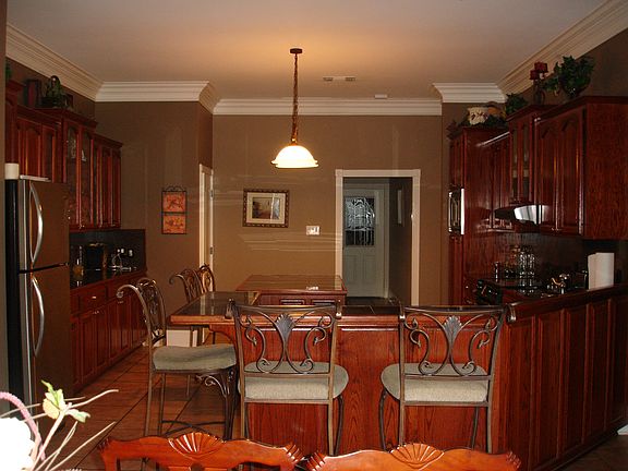 5th image of 133 Sportsman Dr