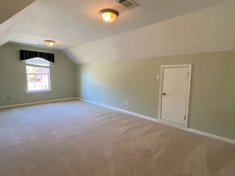 1002 Dorset Ln — Photo 25