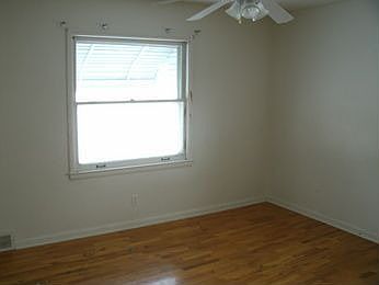 2nd image of 3201 Yale St