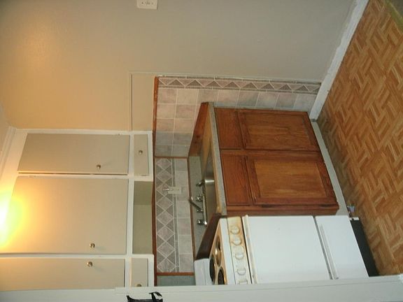 5th image of 12050 Bryden St APT 6