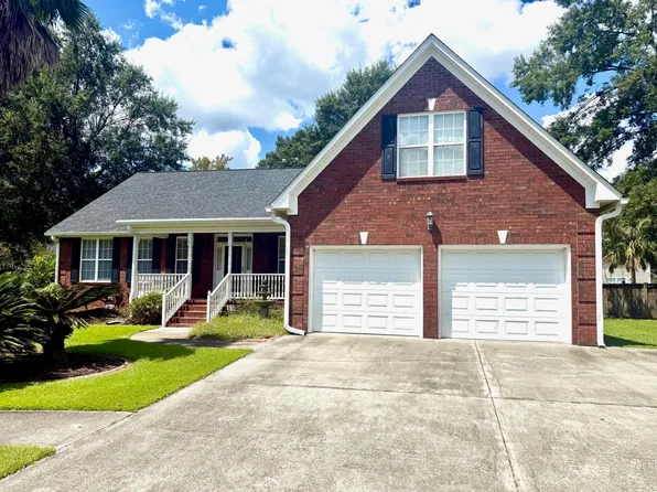 108 Paige Ct, Goose Creek, SC 29445