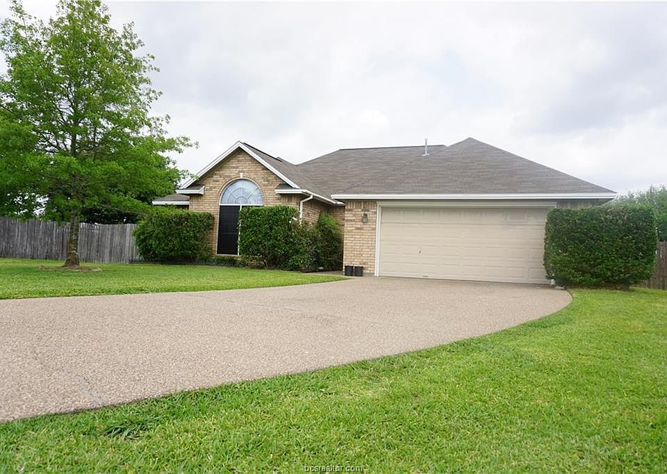 1st image of 3702 Chantal Cir