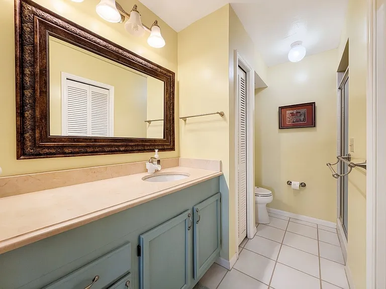 1950 W Crown Pointe Blvd #B-207 — Photo 5