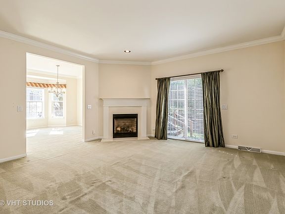 3rd image of 142 Gulfstream Ct