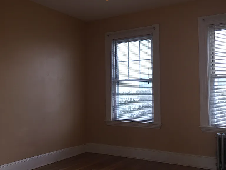 24 Everett St #2 — Photo 9