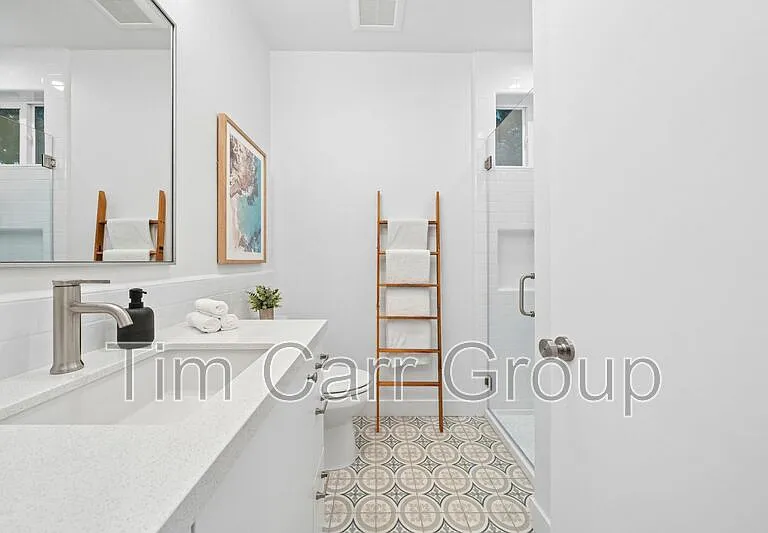 374 Hamilton St #B-103 — Photo 12