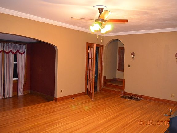2nd image of 1424 Lowell Ave
