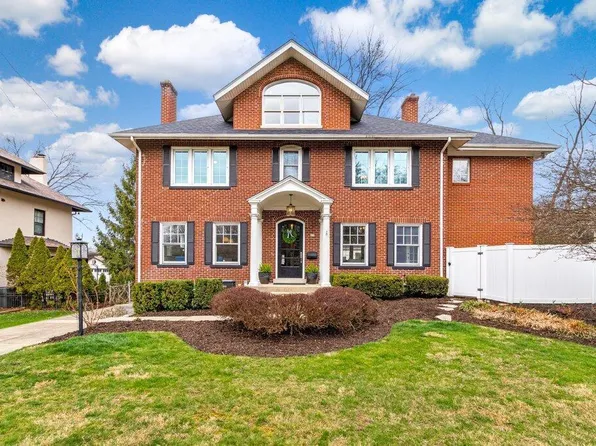 138 E North Broadway St, Columbus, OH 43214