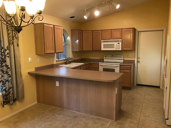 2nd image of 9613 W Tonopah Dr