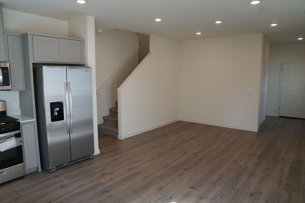 next background image