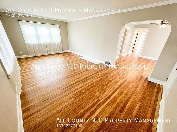 2nd image of 1442 Cordova Ave Unit A