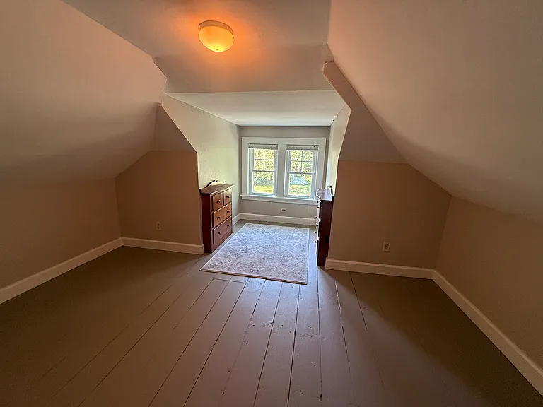 24 Fairfax St — Photo 18