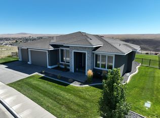 2296 S Belfair St, Kennewick, WA