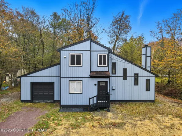 9554 Jasmine Dr, Tobyhanna, PA 18466