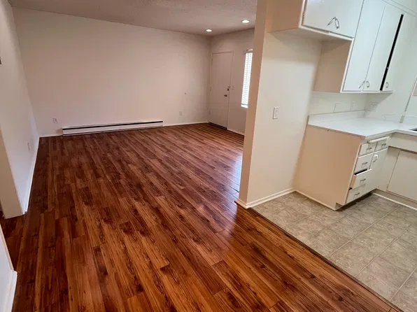 5333 Bellingham Ave APT 2, Valley Village, CA 91607