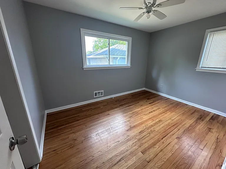 4697 Pelham St — Photo 10
