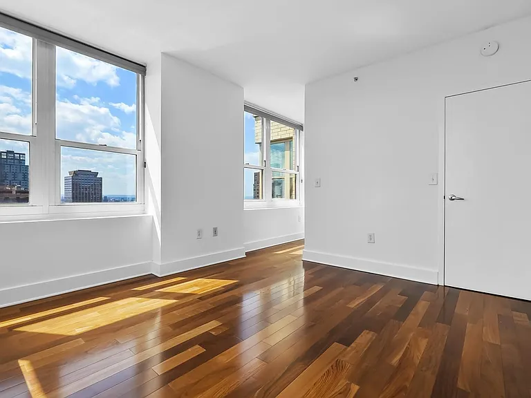 88 Morgan St #3208 — Photo 10